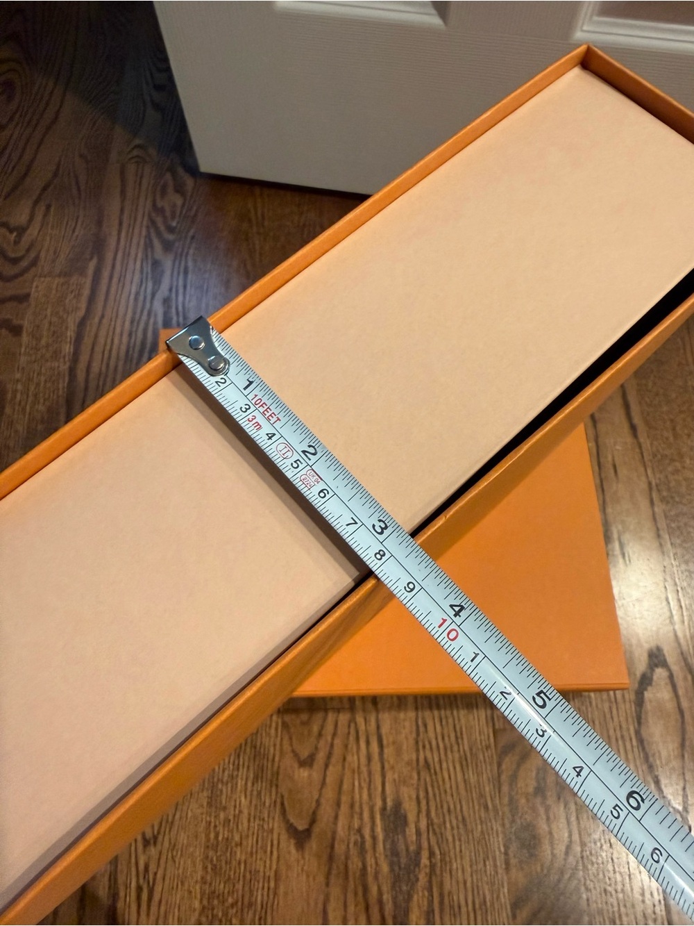 Louis Vuitton Orange Gift Boxes with Black Logo - Pair - Picture 4 of 5